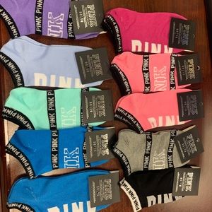 10 PAIR VS PINK SOCKS NWT